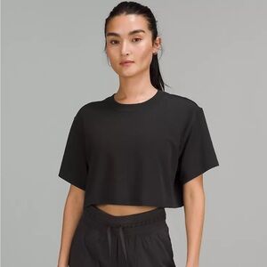 lululemon athletica Black Short Sleeve Tee